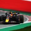 Max Verstappen se defiende de los Ferrari y gana una aburrida Sprint en Austria