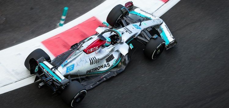 Mercedes vuelve a ser el tercero en discordia en Abu Dabi, al menos el sábado