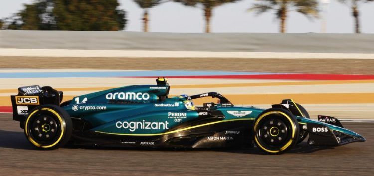 Alonso, con optimismo tras los test: «Queda mucho por llegar del AMR23»