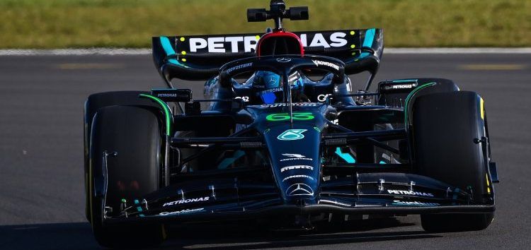 Mercedes completa su segundo día de rodaje con un nuevo filming-day