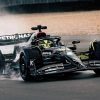 Hamilton anima a Mercedes a que siga desarrollando su concepto único