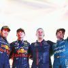 Verstappen casi se sale de pista en Brasil tras hipnotizarse con la pelea entre Alonso y Pérez