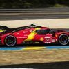 El Ferrari #51 se escapa y afronta la recta final de Le Mans muy líder