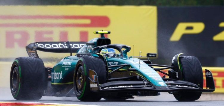 La F1 Sprint de Fernando Alonso termina en la grava de Spa-Francorchamps: «Un día gris»