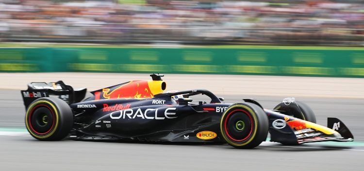 La meteorología no impide una nueva ‘pole’ de Max Verstappen y McLaren da la sorpresa completando el top3 en Silverstone