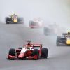 Frederik Vesti domina una carrera sprint de Fórmula 2 pasada por agua en Silverstone