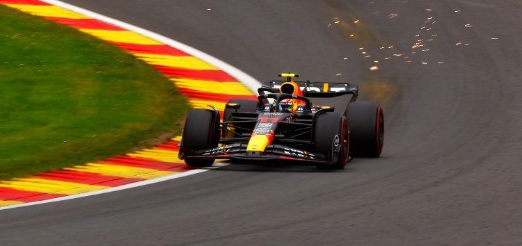 Sergio Pérez completa el doblete de Red Bull en Spa: «Espero no bajarme más del podio»
