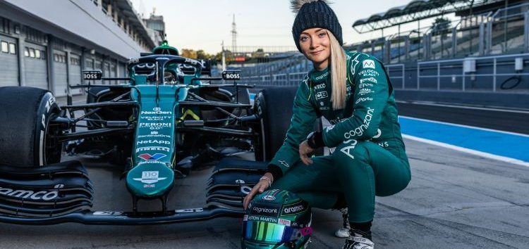 Una mujer vuelve a ponerse al volante de un Fórmula 1 por primera vez en 2018, gracias a Aston Martin