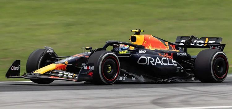 Sergio Pérez se ve con grandes oportunidades para remontar en Brasil