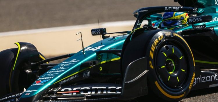 Fernando Alonso, el más rápido en los Libres 1 con el neumático medio