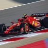 Carlos Sainz lidera la última mañana de test previos al GP de Bahréin