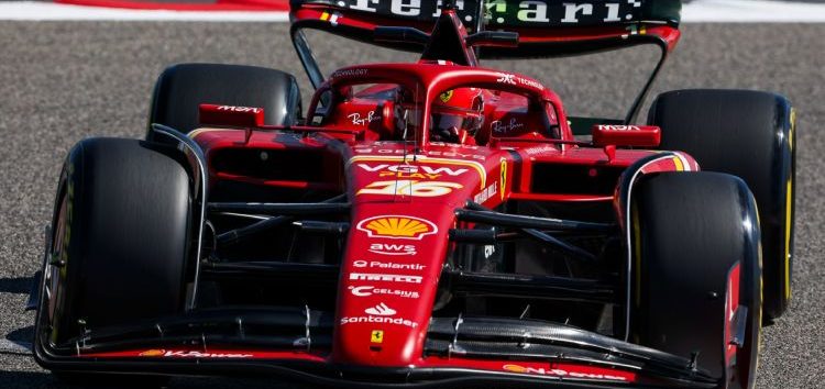 Ferrari termina la pretemporada liderando; Verstappen y Red Bull se esconden