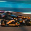 McLaren espera que su MCL38 esté "en algún lugar al frente de la parrilla"