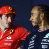 Carlos Sainz y Lewis Hamilton: protagonistas del mercado de pilotos, cara y cruz en este arranque de temporada