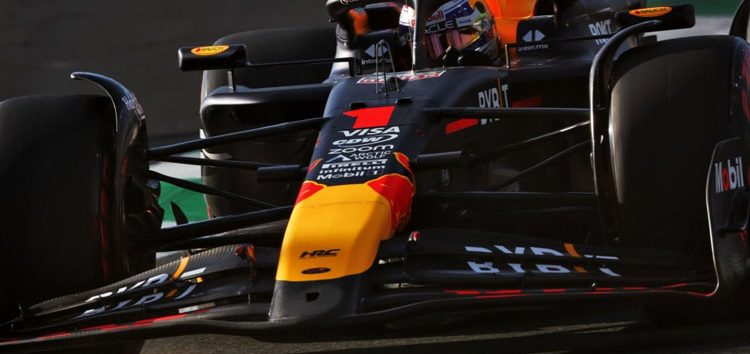 Verstappen explica «su falta de ritmo» en los Libres 2: «Los demás usaron más potencia»