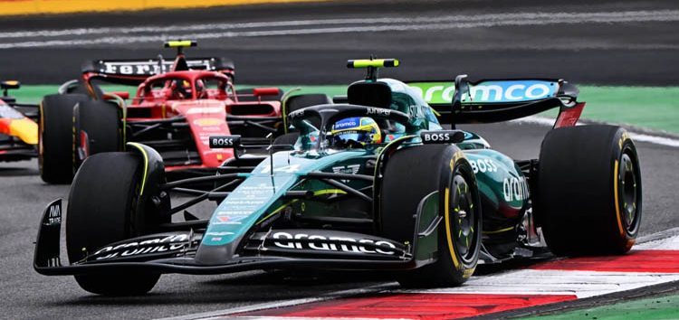Aston Martin contrataca a la FIA y pide revisión de la sanción de Alonso en China
