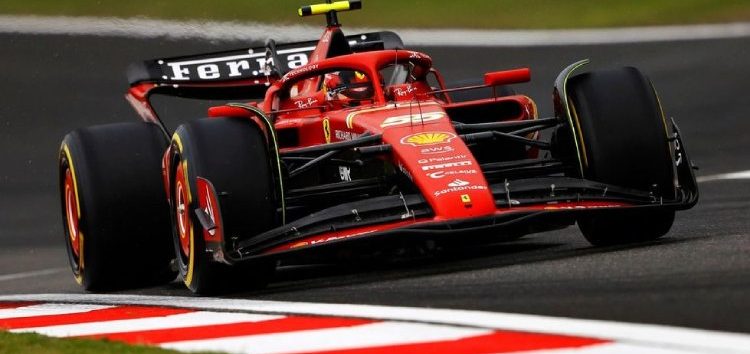 Sainz vuelve a ser la referencia de Ferrari y clasifica 5º para la sprint: «No estoy 100% cómodo»