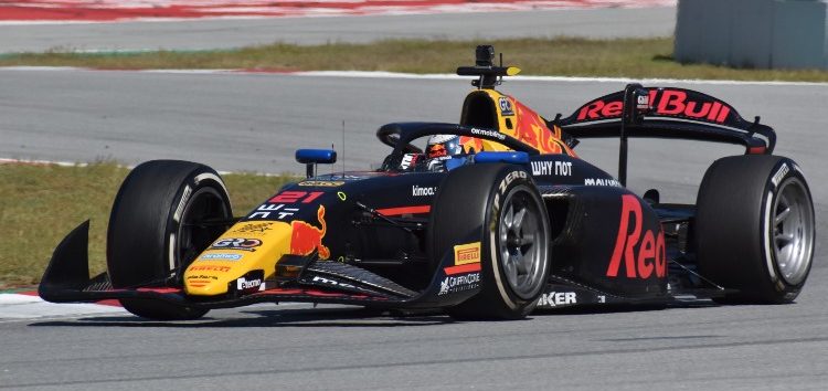 Pepe Martí comanda el segundo día de test de Fórmula 2 en Barcelona