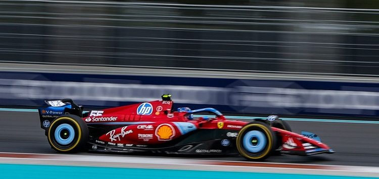 Carlos Sainz recupera las buenas sensaciones y clasifica tercero en Miami: «Tenemos ritmo»