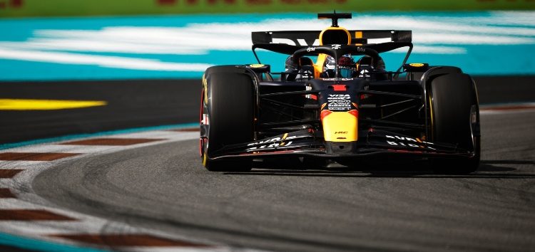 Verstappen se lleva la pole para la Sprint de Miami con error incluido; Sainz saldrá 5º y Alonso, 8º
