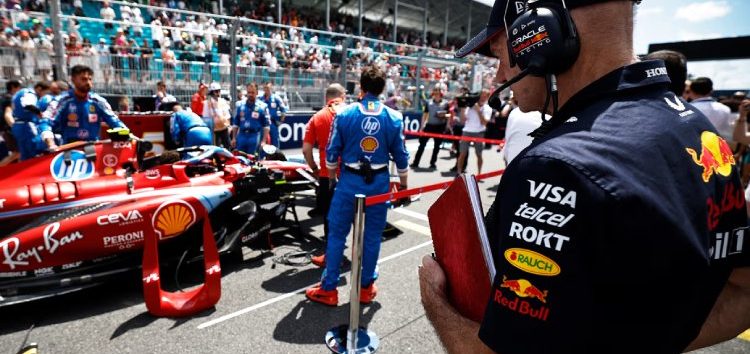 Newey está «muy halagado» de la oferta de Hamilton para ir a Ferrari