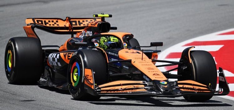 Lando Norris lidera los Libres 1 de Barcelona; Carlos Sainz en el top-3