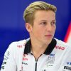 El entorno de Liam Lawson aplaude su descenso a Racing Bulls