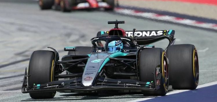 Mercedes está por delante de Ferrari actualmente, asegura George Russell