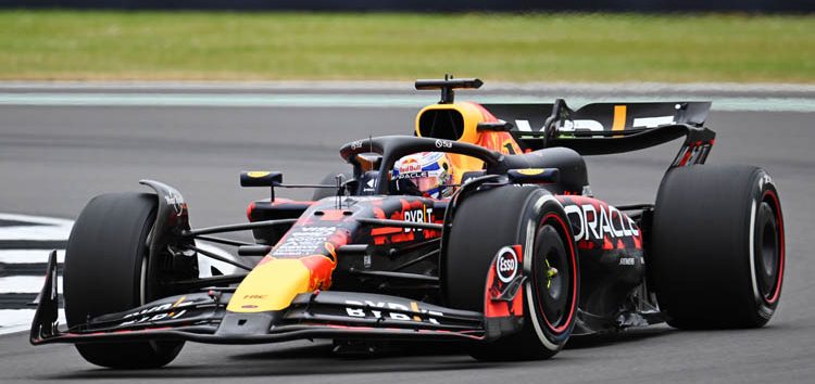 Max Verstappen niega que el RB20 haya llegado al límite de su potencial