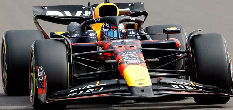 Pérez, contento tras el viernes en Silverstone: «El coche tiene buen potencial»