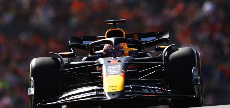 Max Verstappen salva una primera línea en Zandvoort: «No es un monoplaza fácil de pilotar»