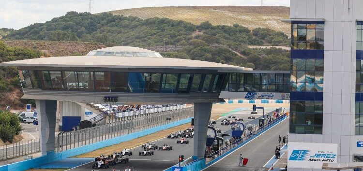 Al Azhari y Colnaghi se reparten las victorias del domingo en la cita de Jerez de la Fórmula 4
