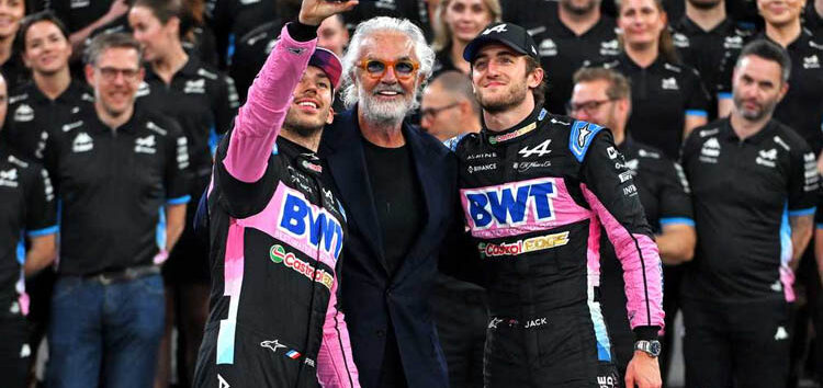 Flavio Briatore avisa: «Si hay un piloto que no me da resultados, lo cambio»
