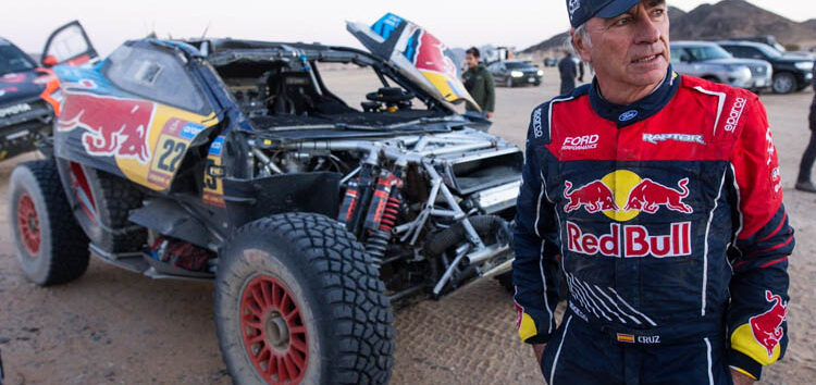 Carlos Sainz apunta al Dakar 2026: «Tengo contrato con Ford, el objetivo es intentar ganar»
