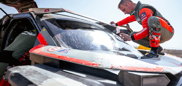 Sébastien Loeb, tras volcar en la Etapa 3: «Estábamos desviados»