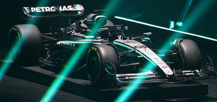 Mercedes presenta su decoración para la temporada 2025