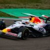 En imágenes: el estreno del Racing Bulls VCARB02 en pista