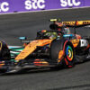 Norris lidera el contundente doblete de McLaren en los Libres 3 de Jeddah