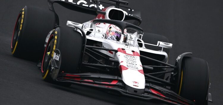 Max Verstappen resiste a los McLaren en Suzuka y se lleva un aburrido Gran Premio de Japón