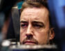 Alonso responde tras ser cazado probando un coche del Dakar: «También conduje el coche de Senna»