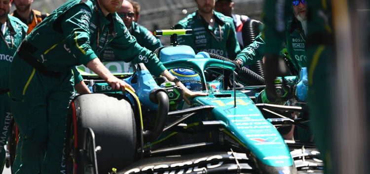 Fernando Alonso: «Hemos puesto el coche patas arriba y no responde…»