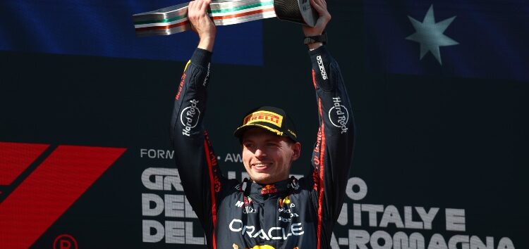 Max Verstappen está a otro nivel como piloto de carreras, cree Emerson Fittipaldi