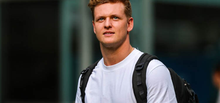 Mick Schumacher estuvo en Miami negociando un asiento en Cadillac
