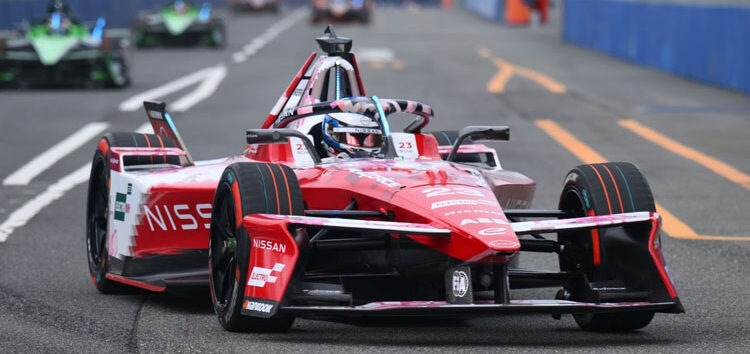 Oliver Rowland gana en casa de Nissan para ser más líder de la Fórmula E