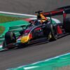 Tim Tramnitz se impone a Bruno del Pino en la cita sprint de Fórmula 3 en Imola