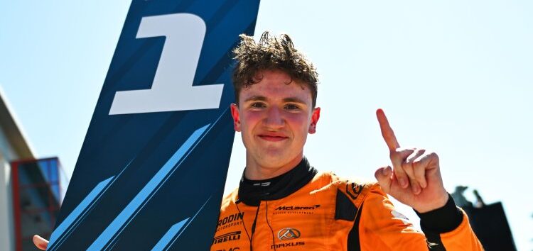 Alex Dunne debutará en la Fórmula 1 completando los Libres 1 de Austria con McLaren