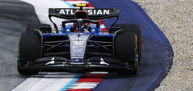 Williams modifica algo clave en el coche de Sainz: «Está listo para volar»
