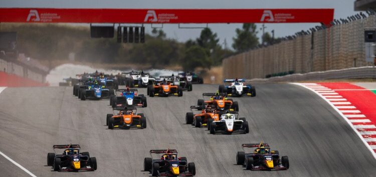 Tres ganadores diferentes en la visita de la Eurocup-3 a Portimao
