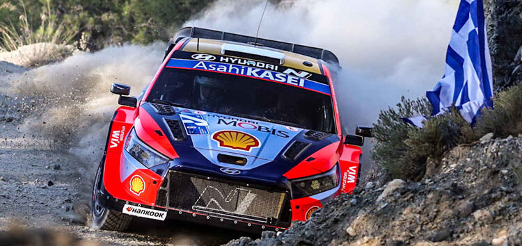 Rally Acrópolis 2025: un dominante Ott Tänak pone la directa a la victoria