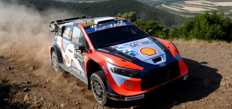 Rally Acrópolis 2025: Ott Tänak vuelve a ganar tras un rally impecable